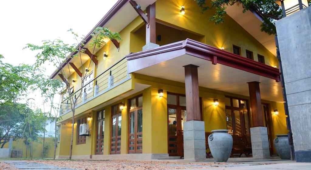 נגומבו Inlak Garden Hotel מראה חיצוני תמונה