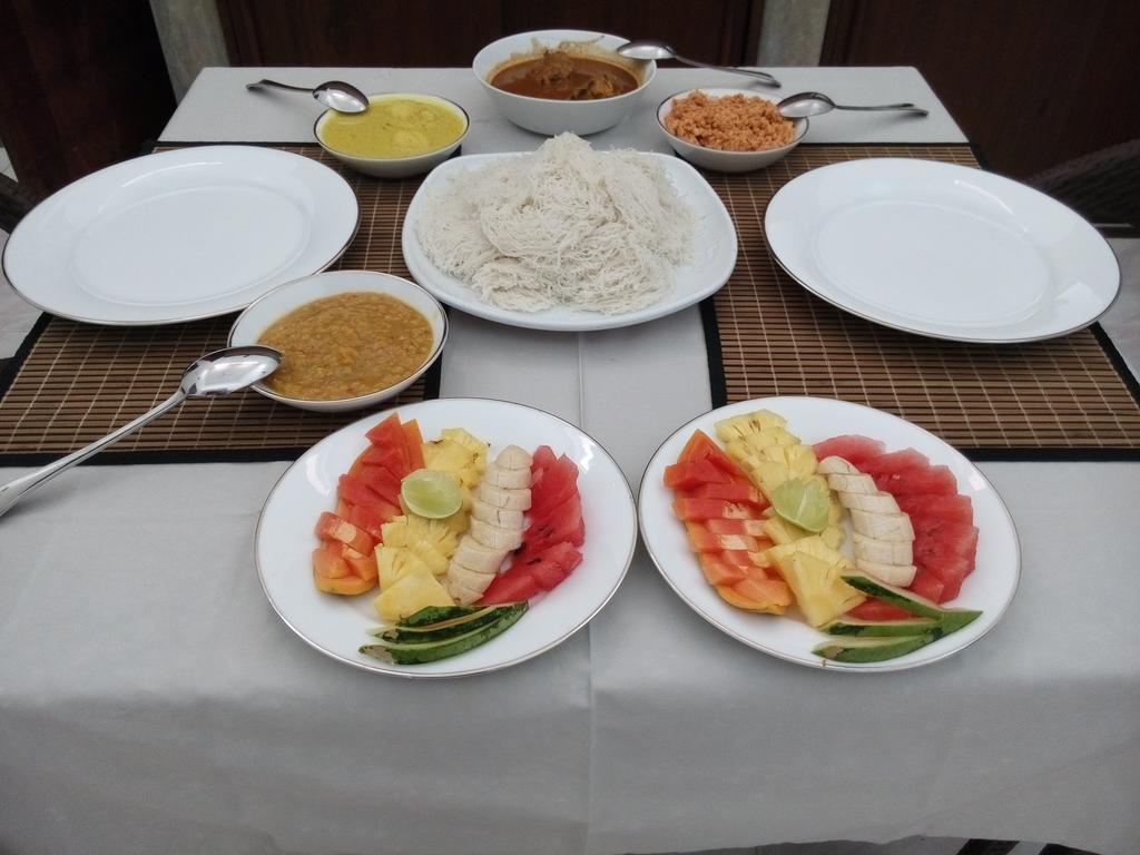 נגומבו Inlak Garden Hotel מראה חיצוני תמונה