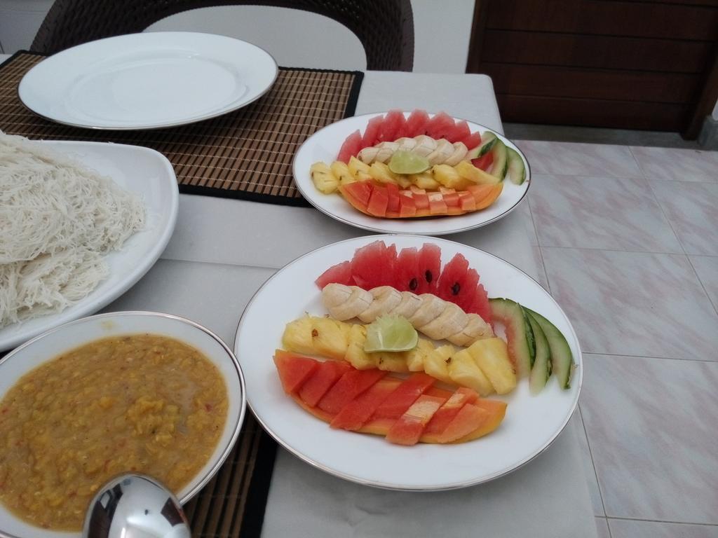 נגומבו Inlak Garden Hotel מראה חיצוני תמונה
