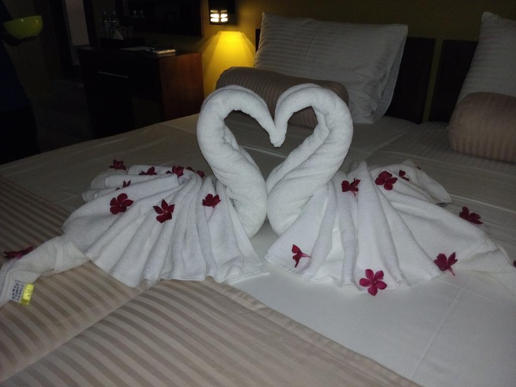 נגומבו Inlak Garden Hotel מראה חיצוני תמונה