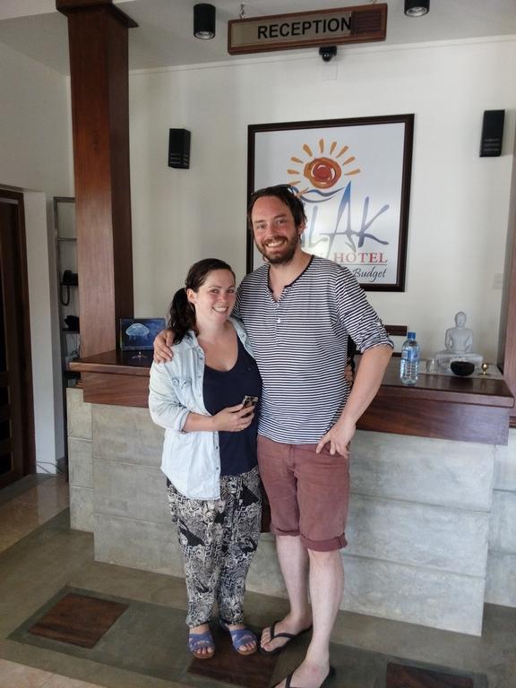נגומבו Inlak Garden Hotel מראה חיצוני תמונה