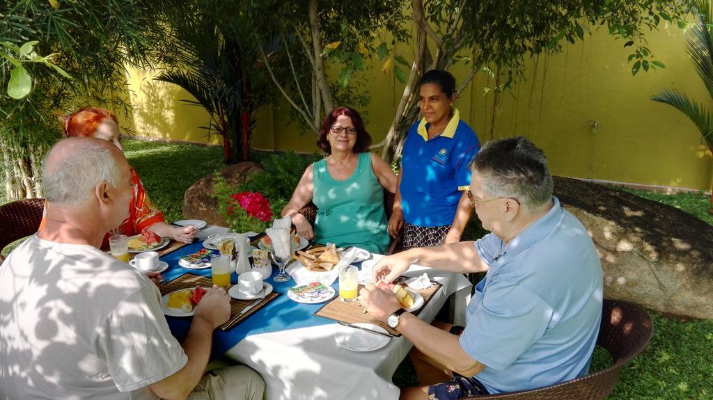 נגומבו Inlak Garden Hotel מראה חיצוני תמונה